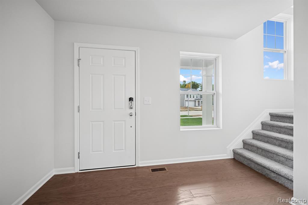 4257 Cedar Lane, Grand Blanc, MI 48439 — Photo 10