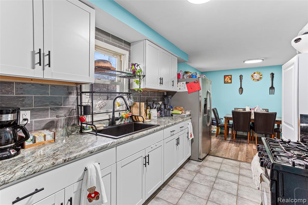 940 Stewart Avenue, Lincoln Park, MI 48146 — Photo 10