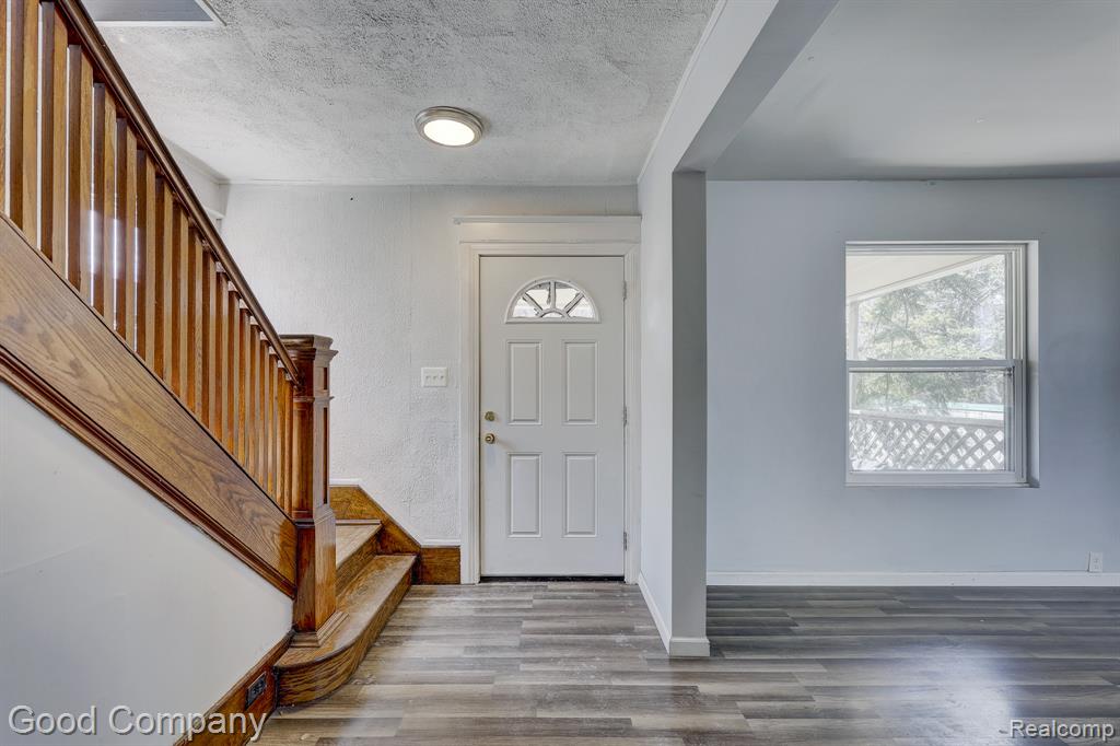 813 S Center Street, Royal Oak, MI 48067 — Photo 6