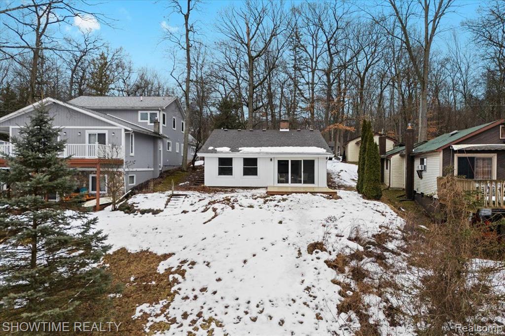 6739 BIG TRAIL Road, Holly, MI 48442 — Photo 38