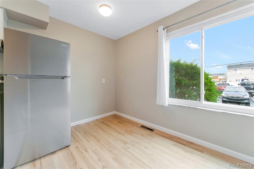 4820 Briarwood Avenue, 4, Royal Oak, MI 48073 — Photo 13