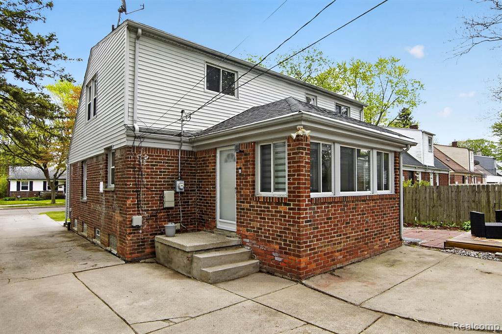 23125 Church Street, Oak Park, MI 48237 — Photo 29