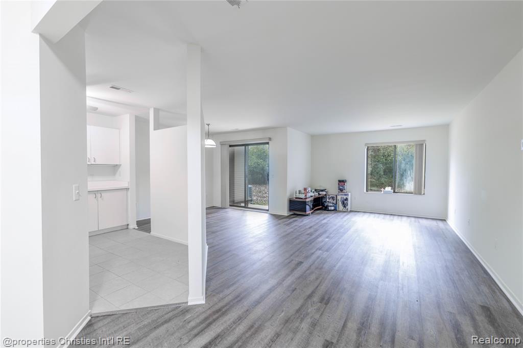 6600 Ridgefield Circle, West Bloomfield, MI — Photo 22