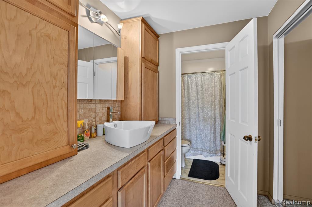 925 Kennely Road, G-106, Saginaw, MI 48609 — Photo 15