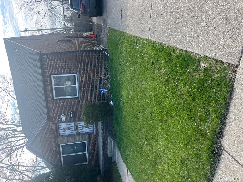 19711 Greeley, Detroit, MI 48203 — Photo 2