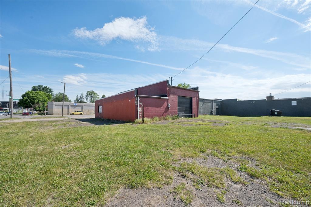 300 Oakwood, Detroit, MI 48217 — Photo 7