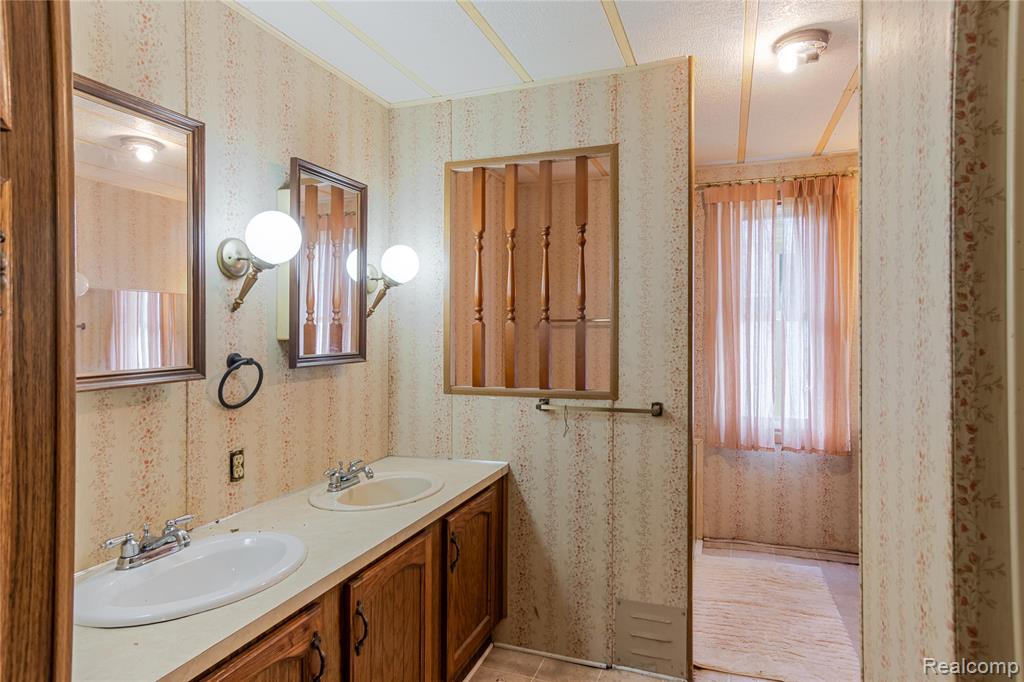 6655 Jackson Road, 126, Ann Arbor, MI 48103 — Photo 13