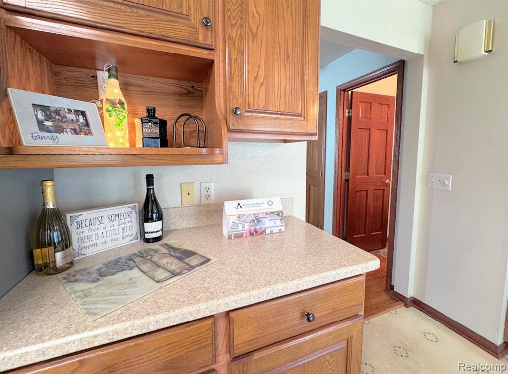 5324 Douglas Road, Monroe, MI 48140 — Photo 9