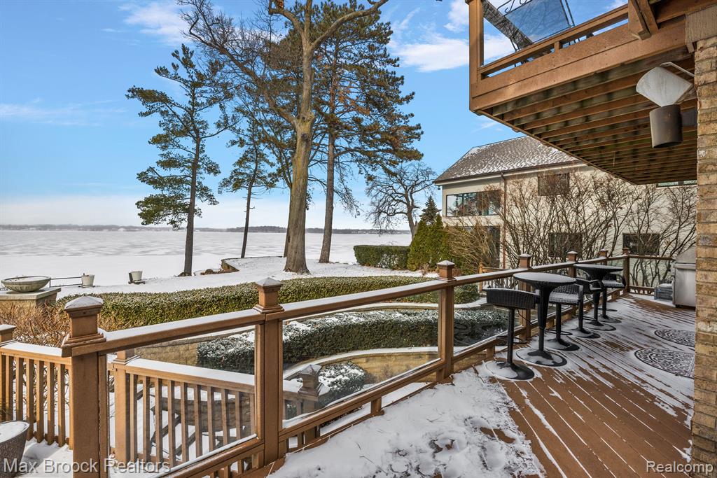3540 Erie Drive, Orchard Lake Village, MI 48324 — Photo 40