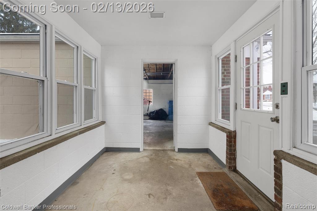 6821 N Lafayette Street, Dearborn Heights, MI 48127 — Photo 33