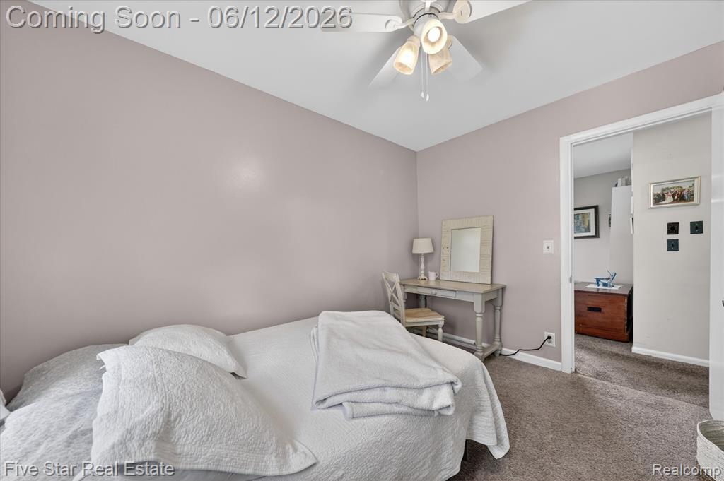 82 E Hurst Drive, Troy, MI 48085 — Photo 32