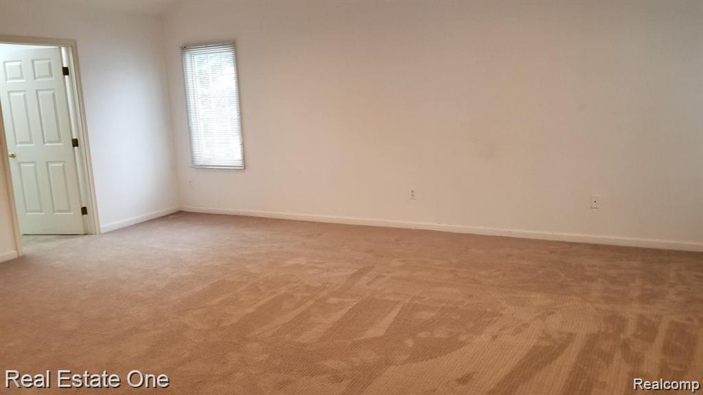 4978 Somerton Drive, Troy, MI 48085 — Photo 9