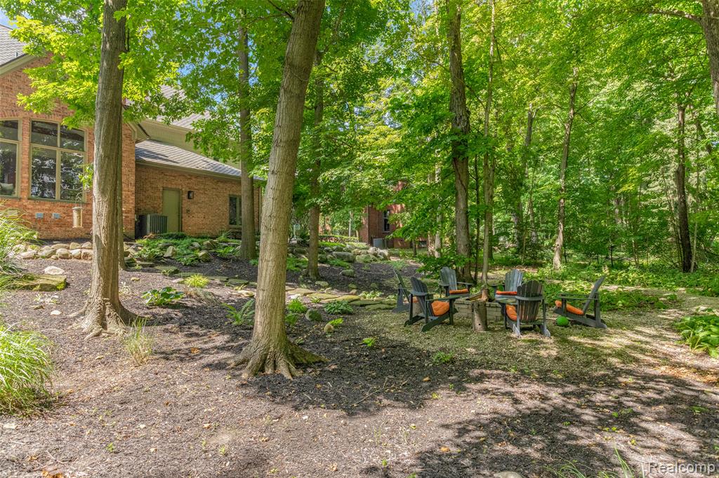 18278 Woodbury Court, Northville, MI 48168 — Photo 48