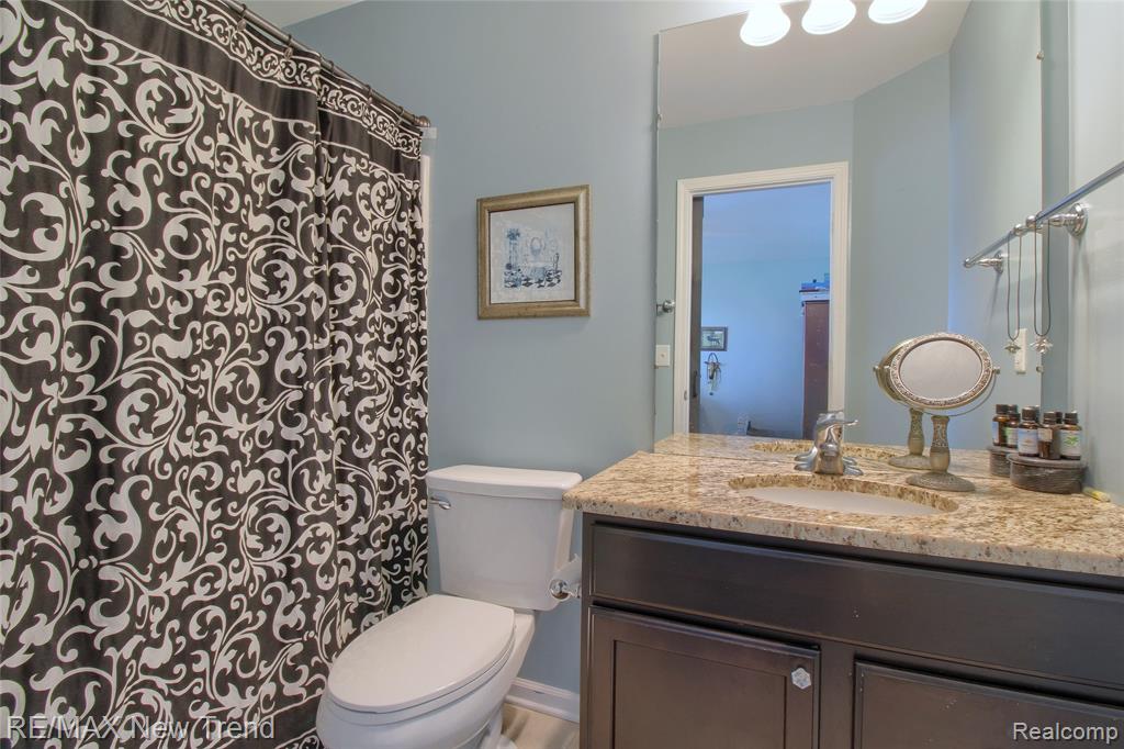 44509 Ellery Lane, Novi, MI 48377 — Photo 24