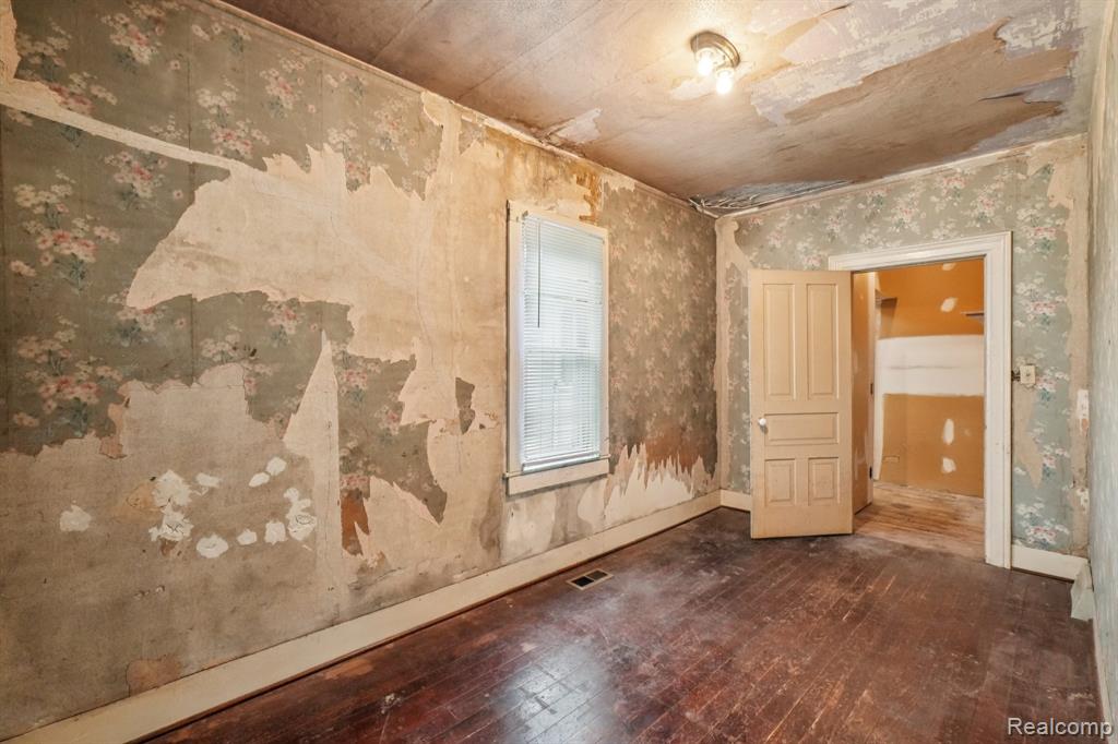 9551 Ellis Road, Clarkston, MI 48348 — Photo 29