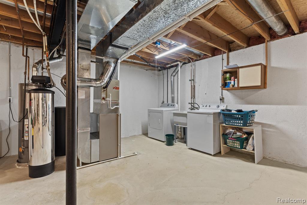 24264 BASHIAN Drive, Novi, MI — Photo 20