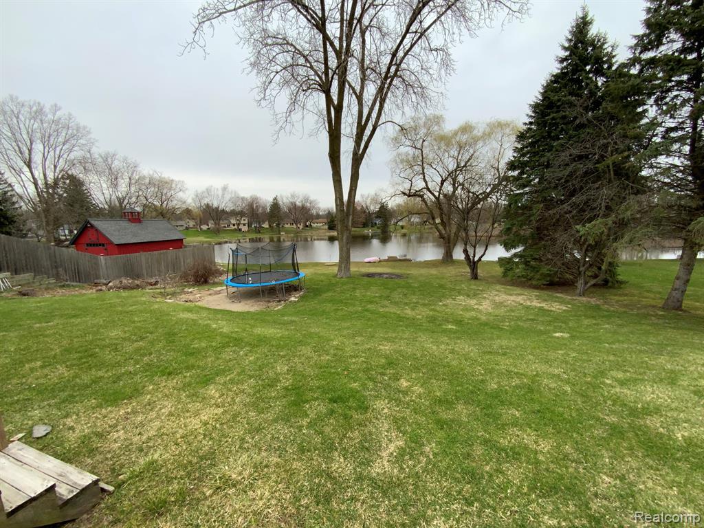 4544 HILLVIEW Shores, Clarkston, MI 48348 — Photo 3