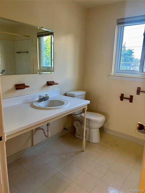 29248 Manchester Street, Westland, MI — Photo 16