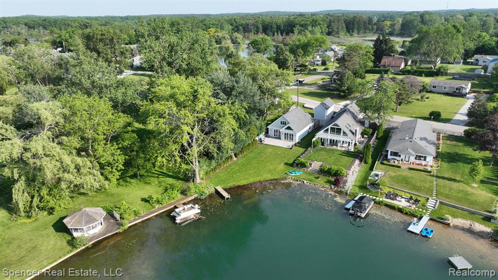 615 Dunleavy Drive, Highland, MI 48356 — Photo 25