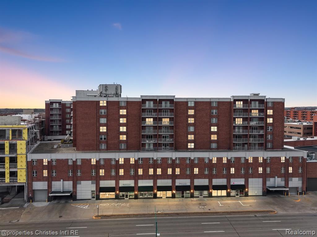 411 S Old Woodward Avenue, 821, Birmingham, MI 48009 — Photo 27