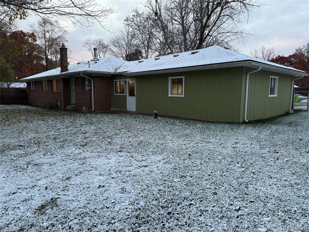 9150 Pennfield Avenue, White Lake, MI — Photo 6
