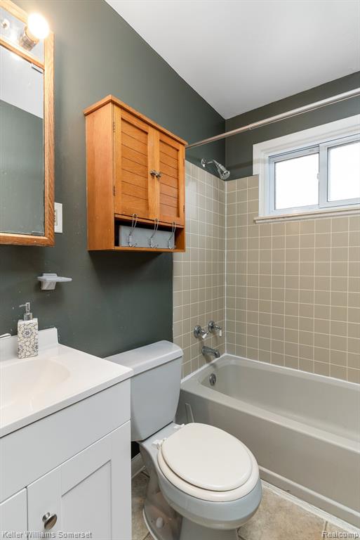 788 CLEOPHUS Parkway, Lincoln Park, MI 48146 — Photo 12