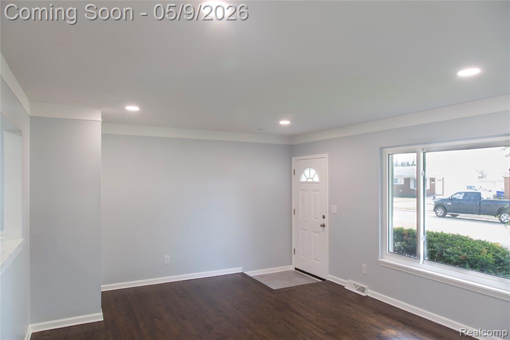 33301 Janet, Fraser, MI 48026 — Photo 6