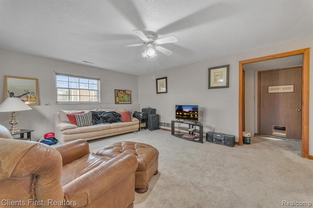700 TOLL Street, Monroe, MI 48162 — Photo 18