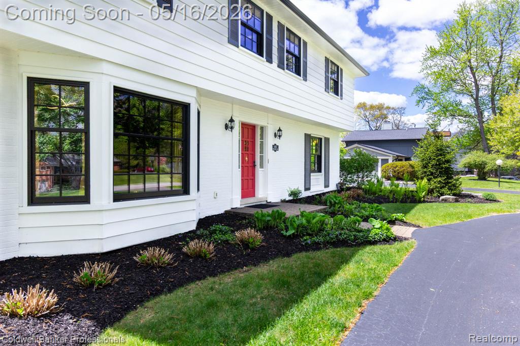 605 Apple Hill Lane, Rochester Hills, MI 48306 — Photo 4