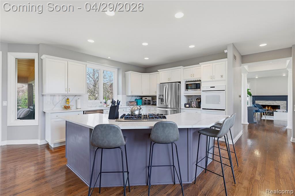 1920 Vinsetta Court, Rochester, MI 48306 — Photo 14