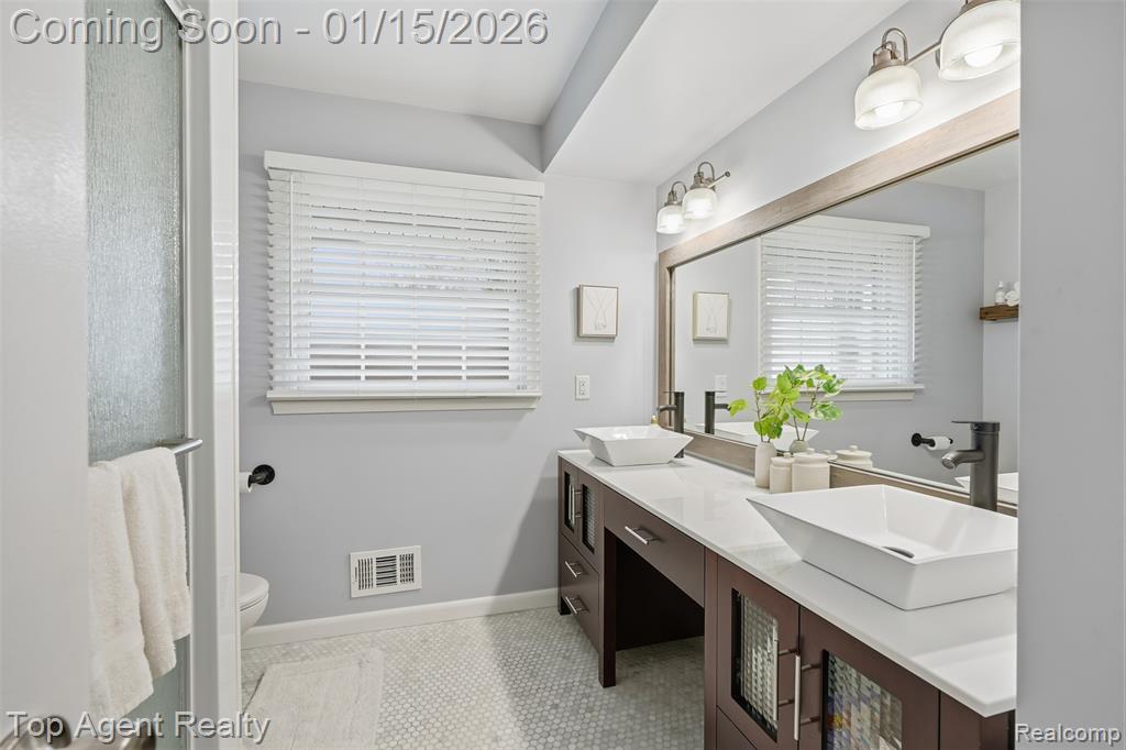 5267 Rostraver Court, Shelby Twp, MI 48316 — Photo 29