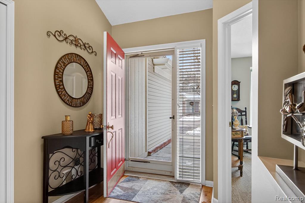 6456 Pembrook Drive, Westland, MI — Photo 5