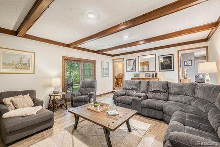 9205 POTTER Road, Flushing, MI 48433 — Photo 7