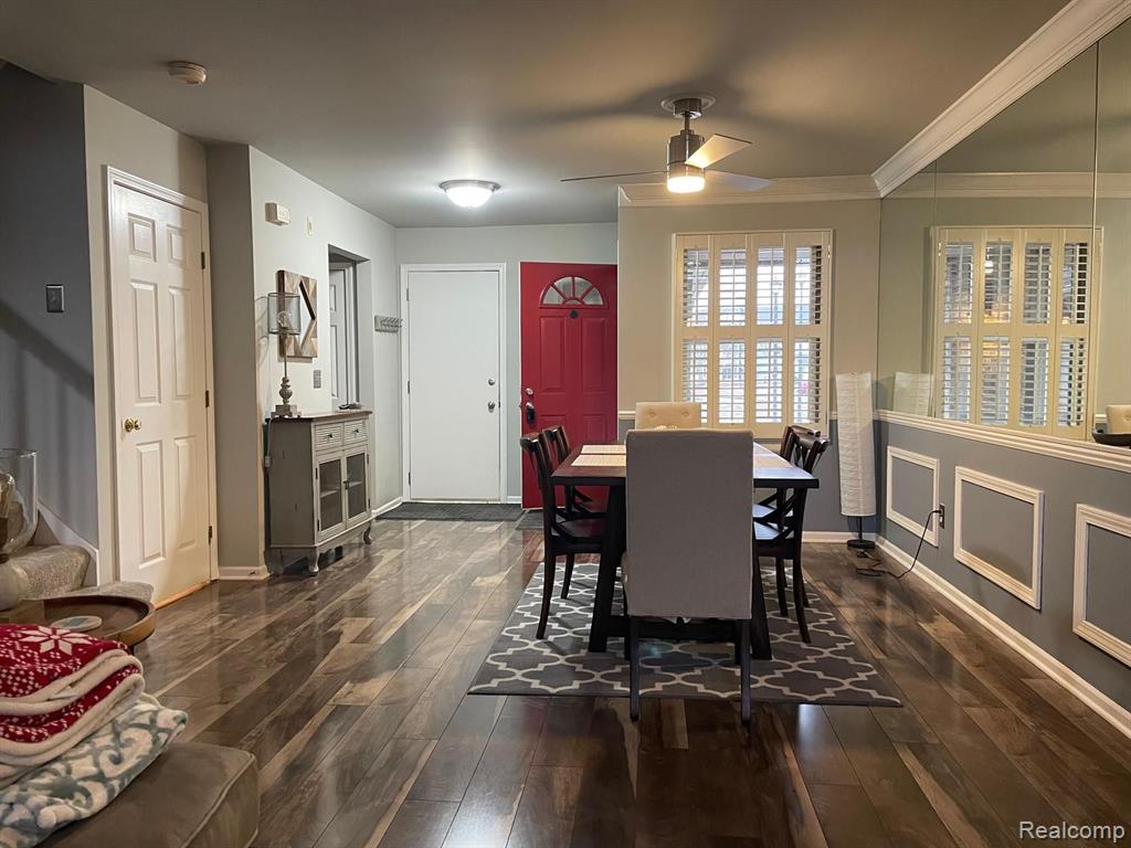 45245 HORSESHOE Circle, Canton, MI 48187 — Photo 11