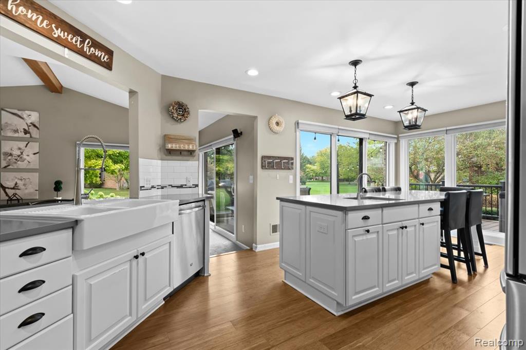 45030 Glengarry Road, Canton, MI 48188 — Photo 4