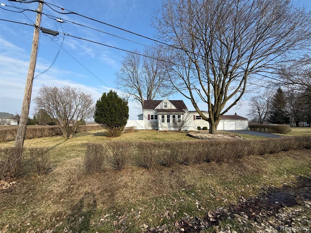 2329 Seymour Road, Swartz Creek, MI 48473 — Photo 20