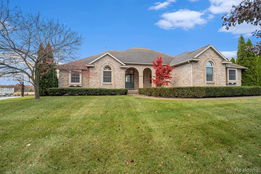 4382 Oak Tree Court, Fenton, MI 48430 — Photo 6