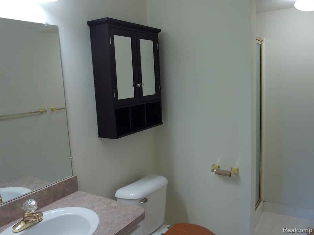 2009 MONARCH Drive, Shelby Twp, MI 48316 — Photo 7