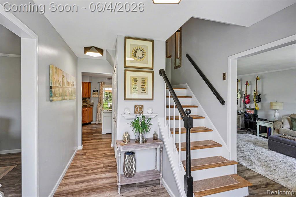 4393 E Cook Road, Grand Blanc, MI 48439 — Photo 2