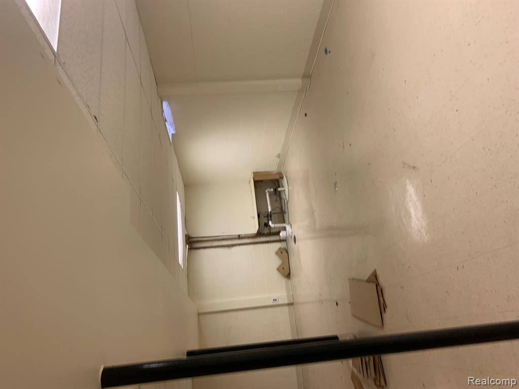 4935 Vista Court, Sterling Heights, MI 48310 — Photo 10