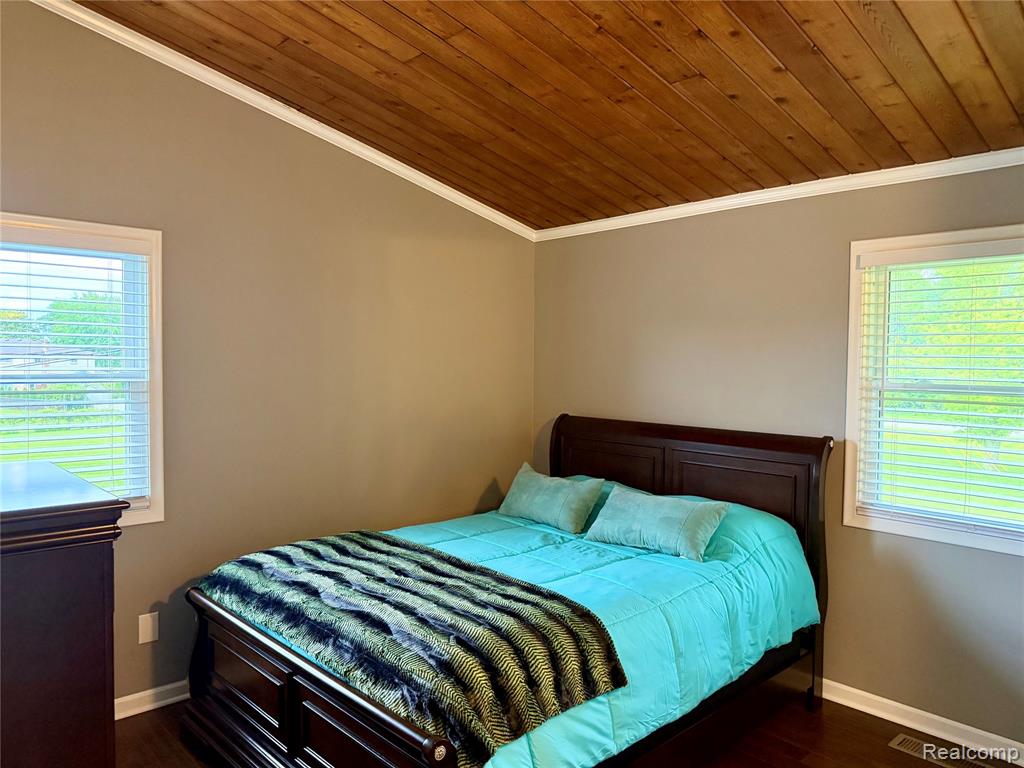 29589 Jefferson Avenue, 15, Gibraltar, MI — Photo 25