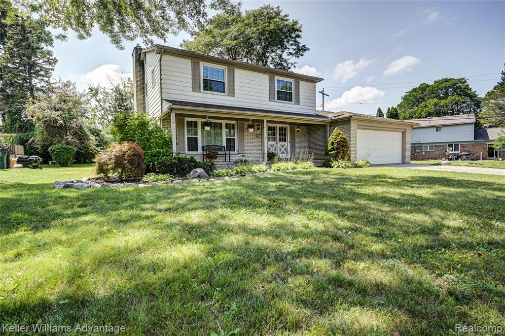 18467 Middlesex Avenue, Lathrup Village, MI 48076 — Photo 2
