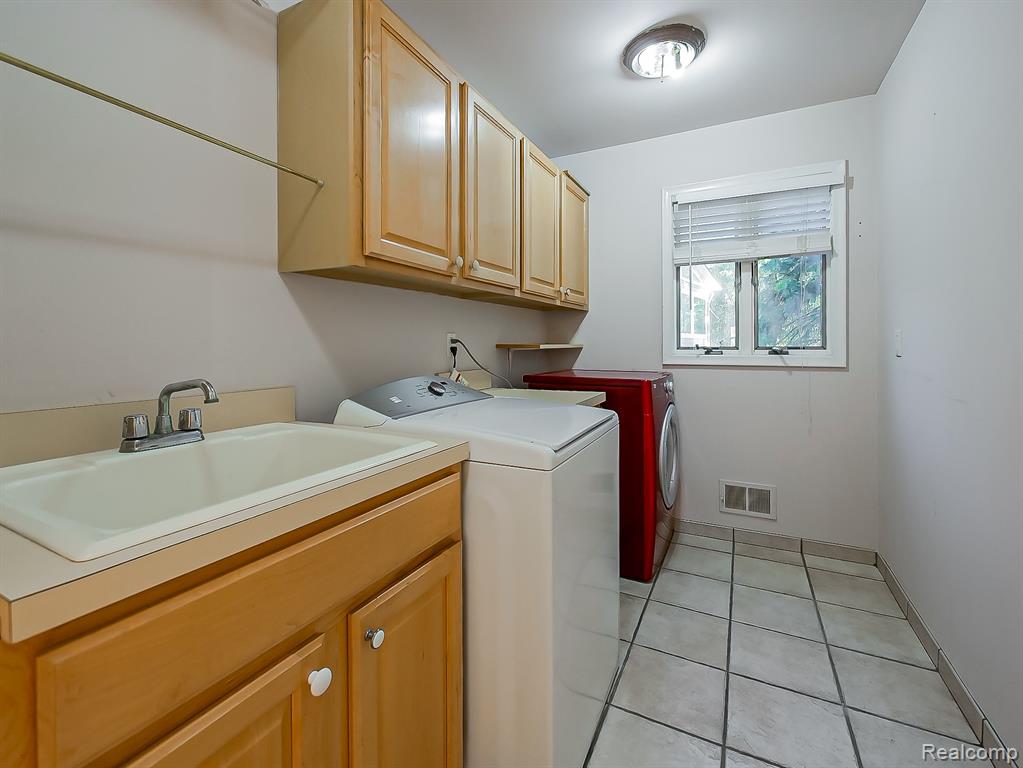 4437 Dora Lane, Independence, MI — Photo 17