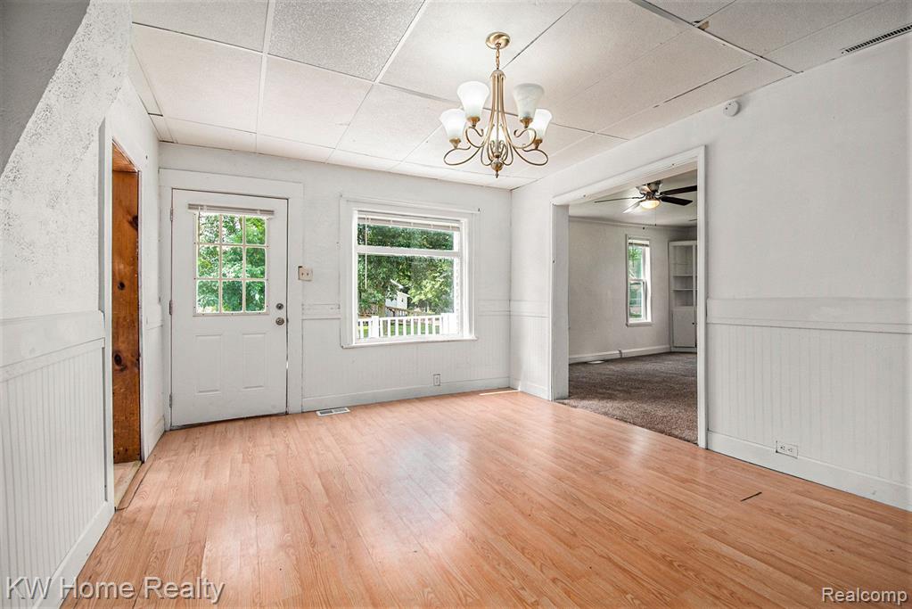 503 38TH Street, Bay City, MI 48708 — Photo 3
