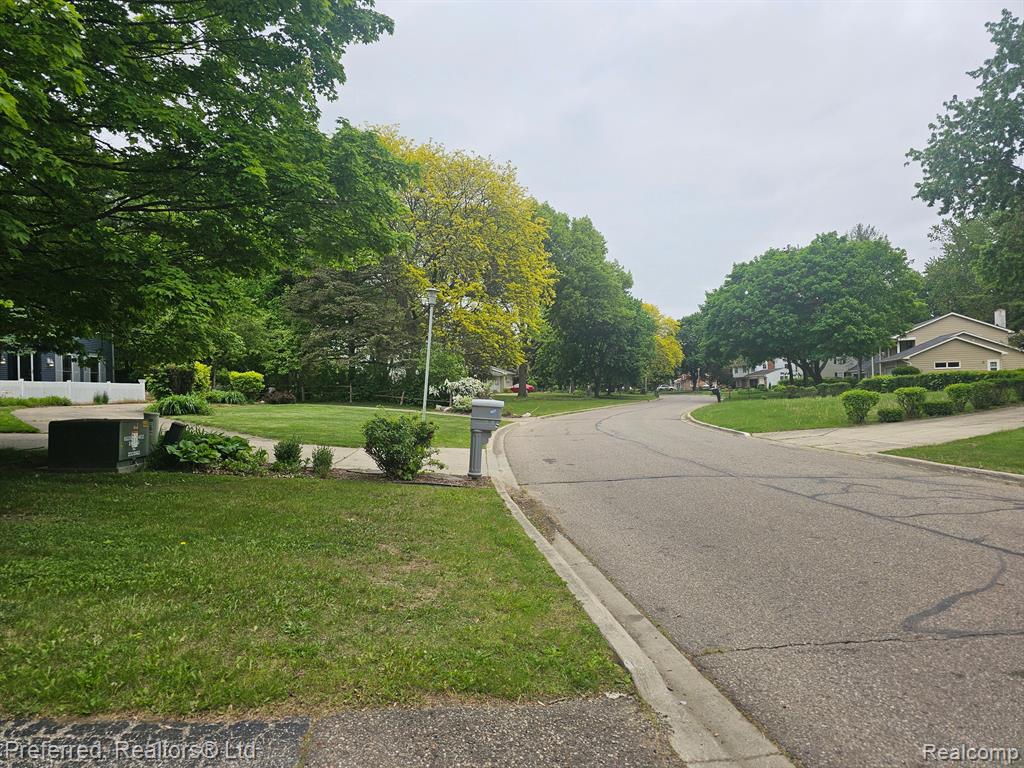 6120 SIERRA Pass, Flint, MI 48532 — Photo 57