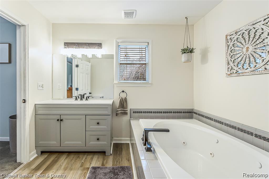 6322 E Horseshoe Trail, Linden, MI 48451 — Photo 37