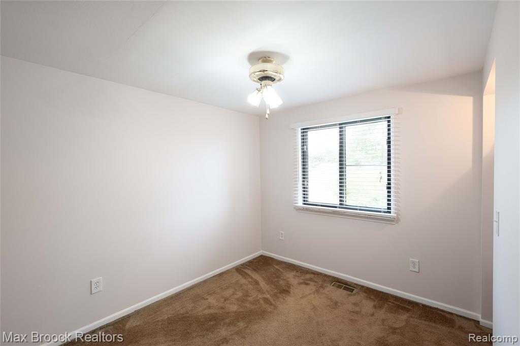8212 Carrousel Boulevard, Westland, MI — Photo 21