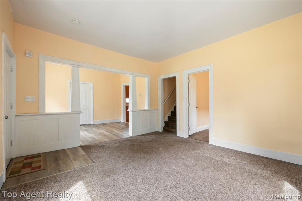 50 Henderson Street, Pontiac, MI 48341 — Photo 7