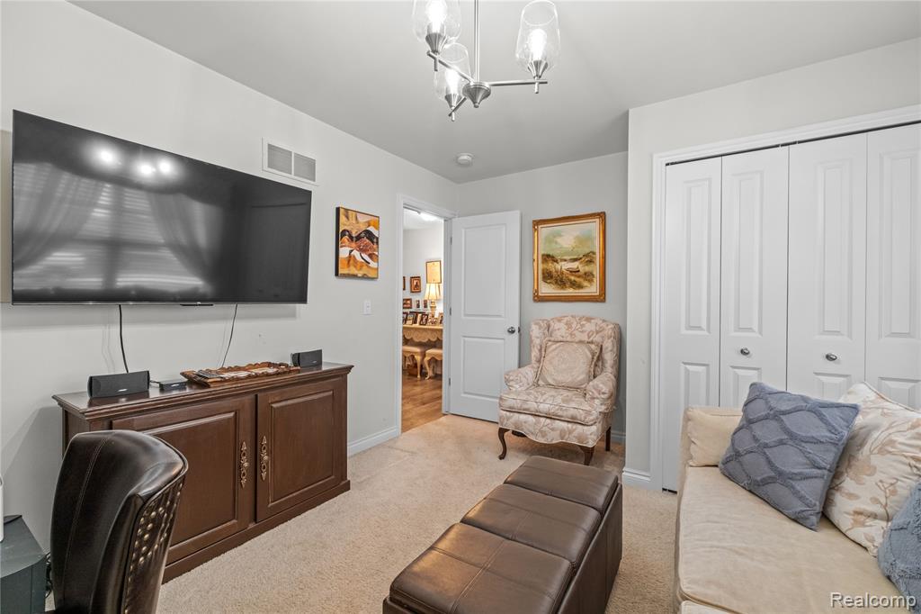 13704 Chester Court, Belleville, MI 48111 — Photo 6