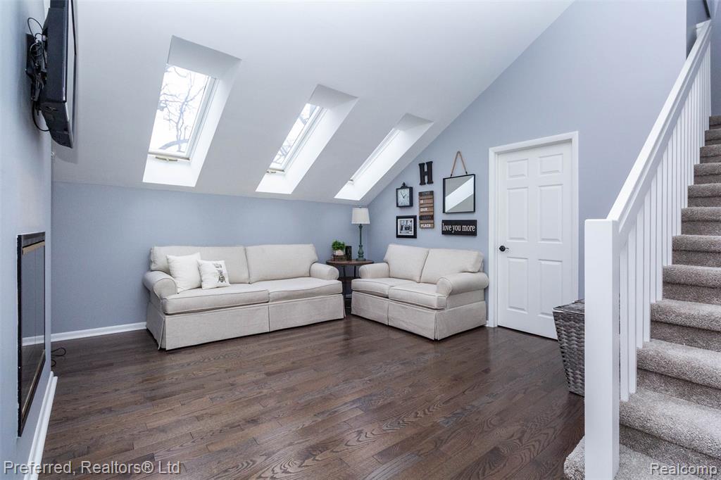 8783 Cooley Beach Drive, White Lake, MI — Photo 28